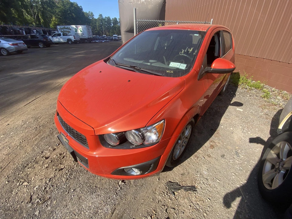 Used Rear Right Door Glass Rear fits: 2012 Chevrolet Sonic Htbk Rear Right Grade - Image 2 of 4