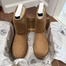 UGG Australia Women's Classic Short II Boots - Chestnut