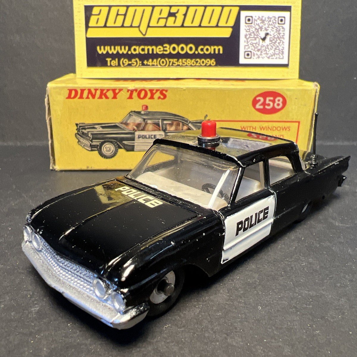 1960-68 Dinky Toys 258 FORD FAIRLANE USA POLICE CAR - Black