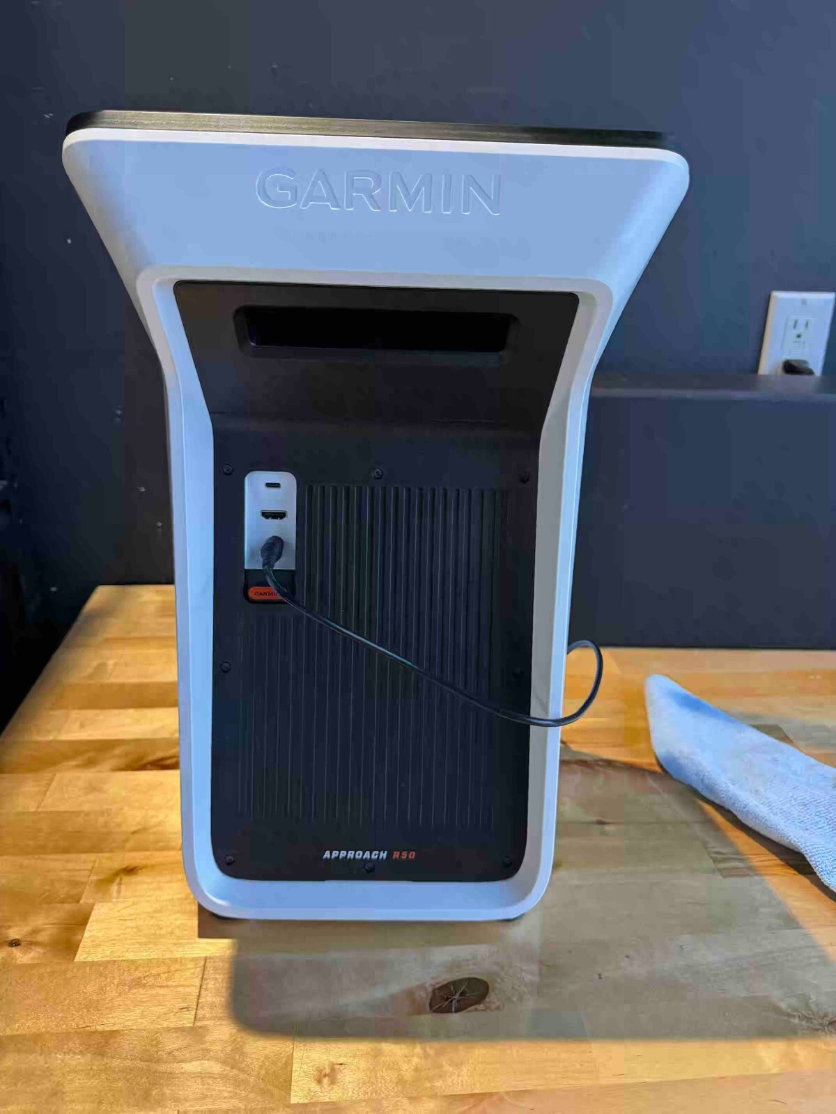 Garmin Approach R50 Premium Golf Launch Monitor and Simulator | eBay