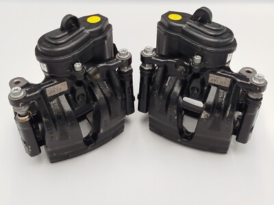 Orig Audi Q7 Q8 4M TRW Bremssattel SET hinten schwarz 4M0615403C + 4M0615404C