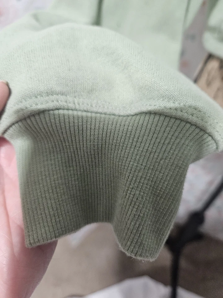 CALVIN KLEIN, WOMEN'S OLIVE GREEN COTTON BL LONG SLEEVED LOGO SWEATSHIRT SZ M - Image 4 of 4