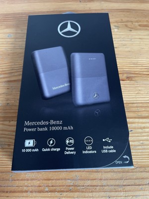 Mercedes-Benz Powerbank 10.000mAh Hellgrau Original