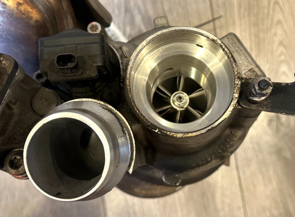 BMW X1 2012 2013 2014 2015 TURBOCOMPRESOR, 11657634486, 7634486, ORIGINAL OEM Foto 4 de 4