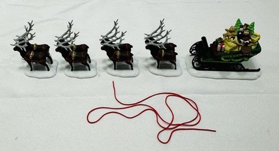 Dept 56 Heritage Village Collection Sleigh & Eight Tiny Reindeer Set 5611-1