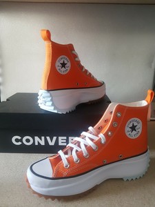 women converse run star hike hi