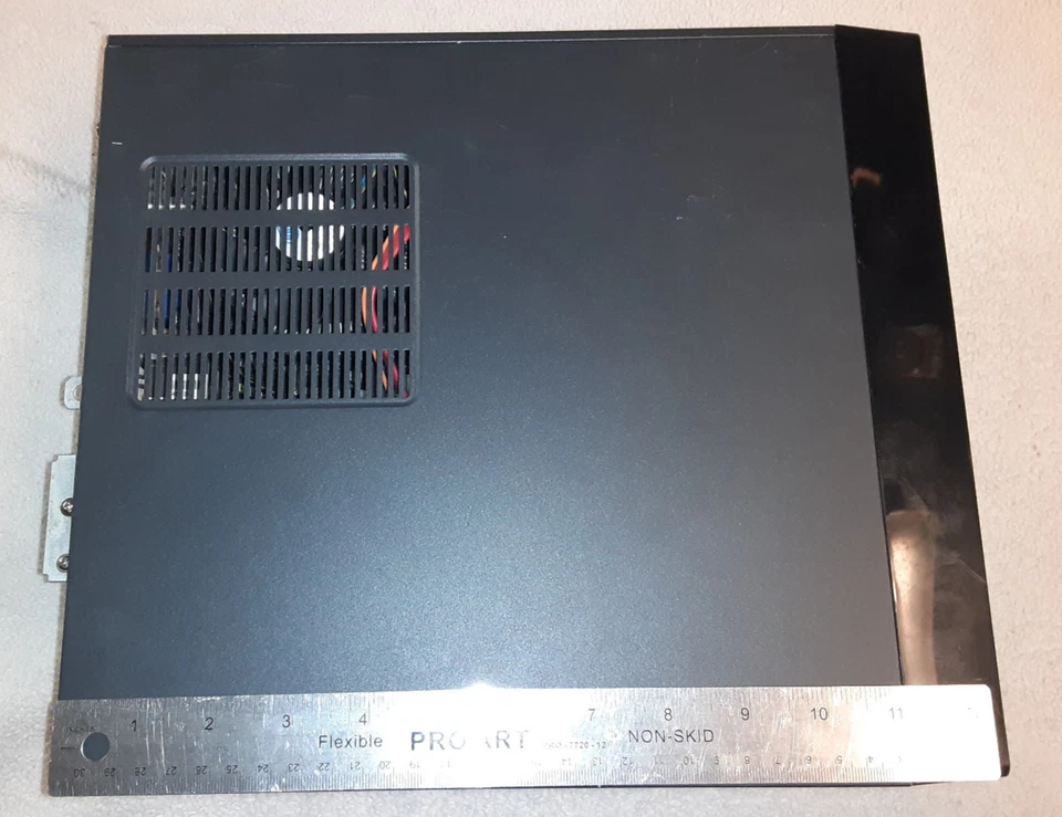 Mini PC Media Center KODI BOX - Mini ITX Foxconn MB 4GB RAM Geforce GT 530 - Image 3 of 4