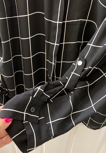 Camicia donna Apt 9 petite PXXL con bottoni bianca e nera geometrica quadrata - Foto 2 di 12