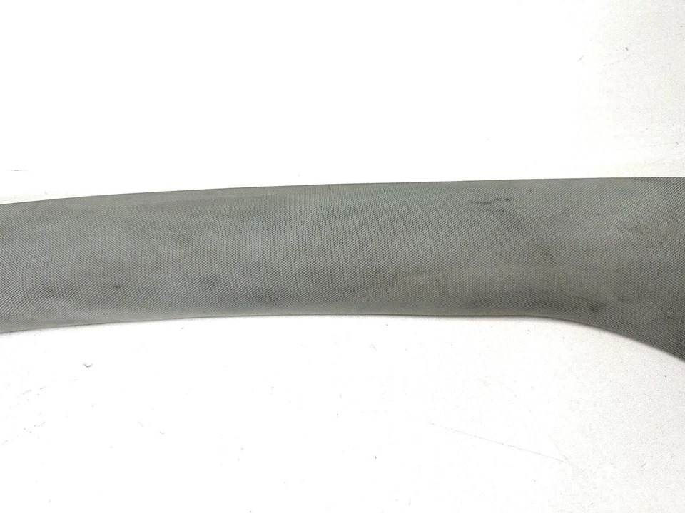 Embellecedor pilar A Volkswagen Passat 2001-2005 3B0867351J6K8 Foto 3 de 4