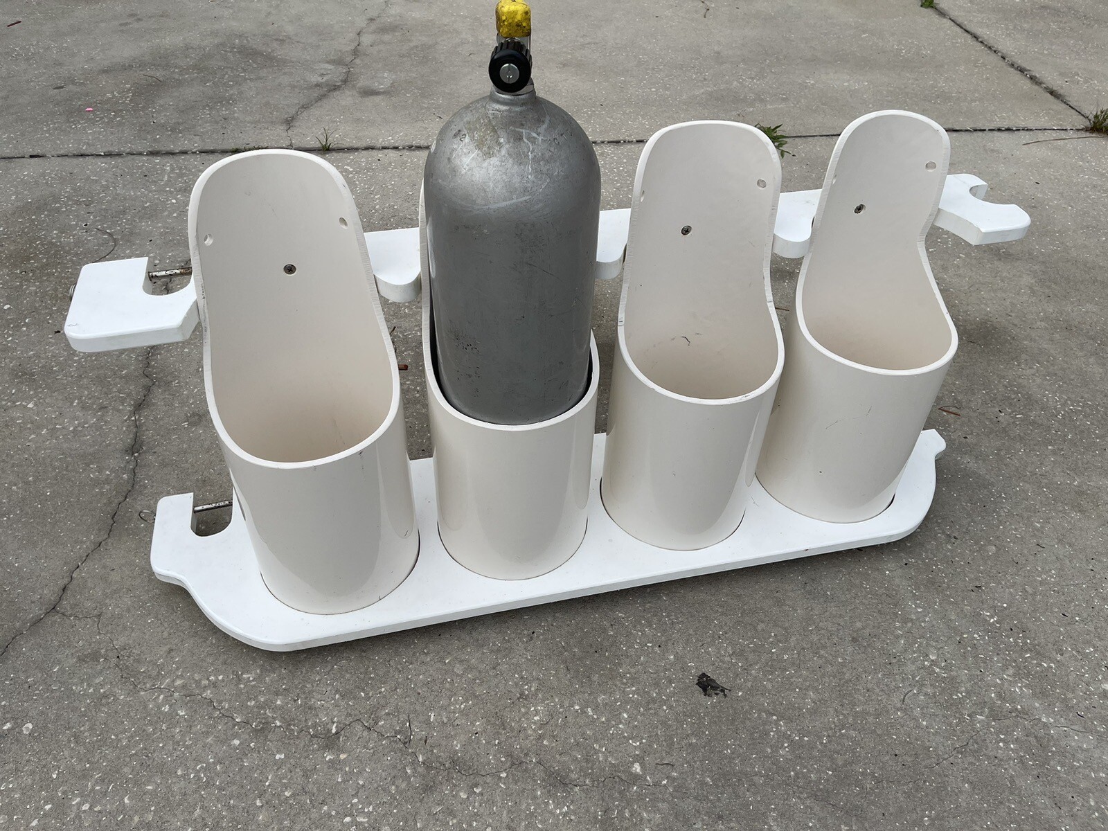 PVC scuba Dive Tanks Rack Storage for boat heavy duty pvc fits 4 tanks