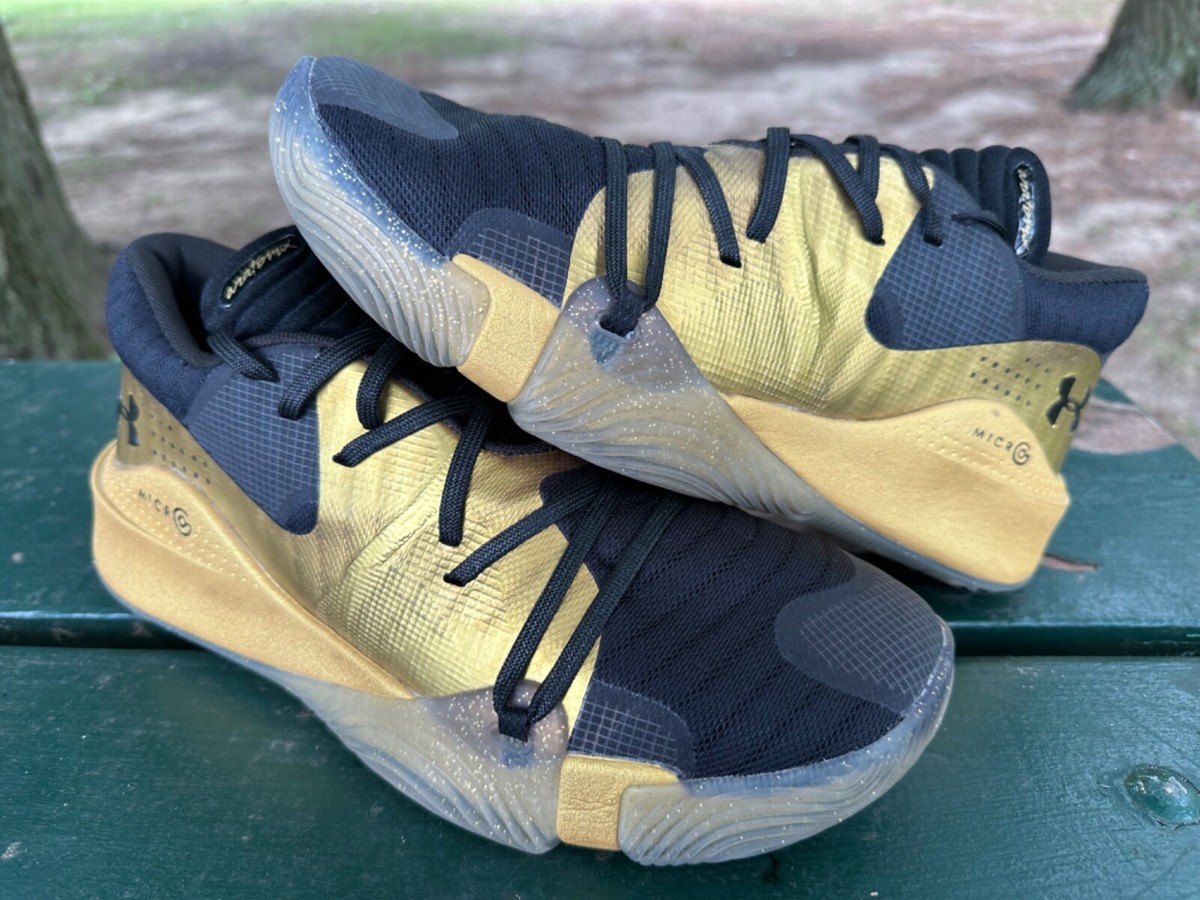 Under Armour Anatomix Spawn Low Under Armour Anatomix Spawn Low 2019 Performance Review  main image 4
