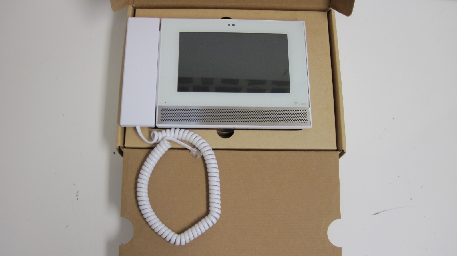 PAXTON ACCESS 337-292-US Entry Premium Monitor with Handset  - White