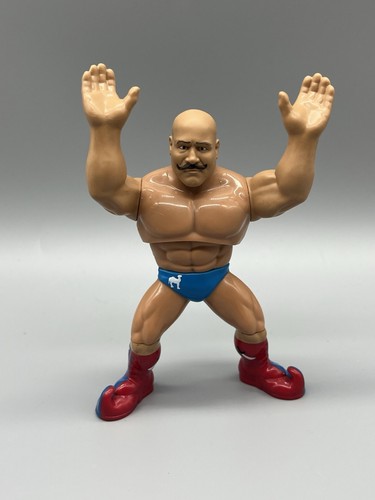 WWE Retro Iron Sheik Series 8 WWF Hasbro Mattel Ti...