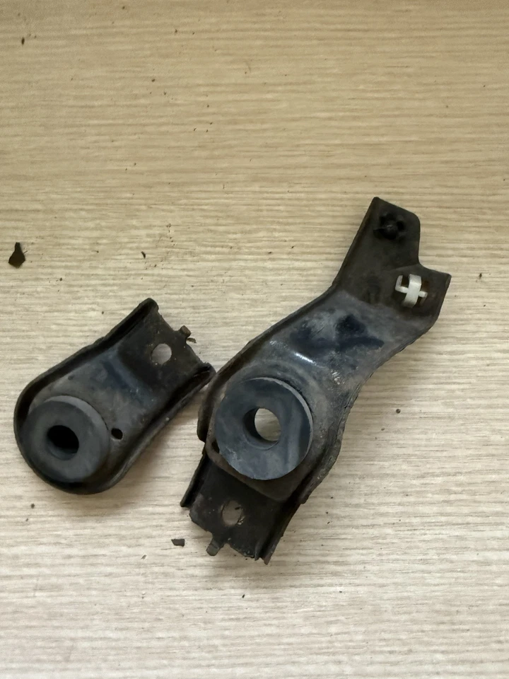 Honda Accord Acura TSX 2003-07 Coolant Radiator Holders OEM - Image 2 of 2