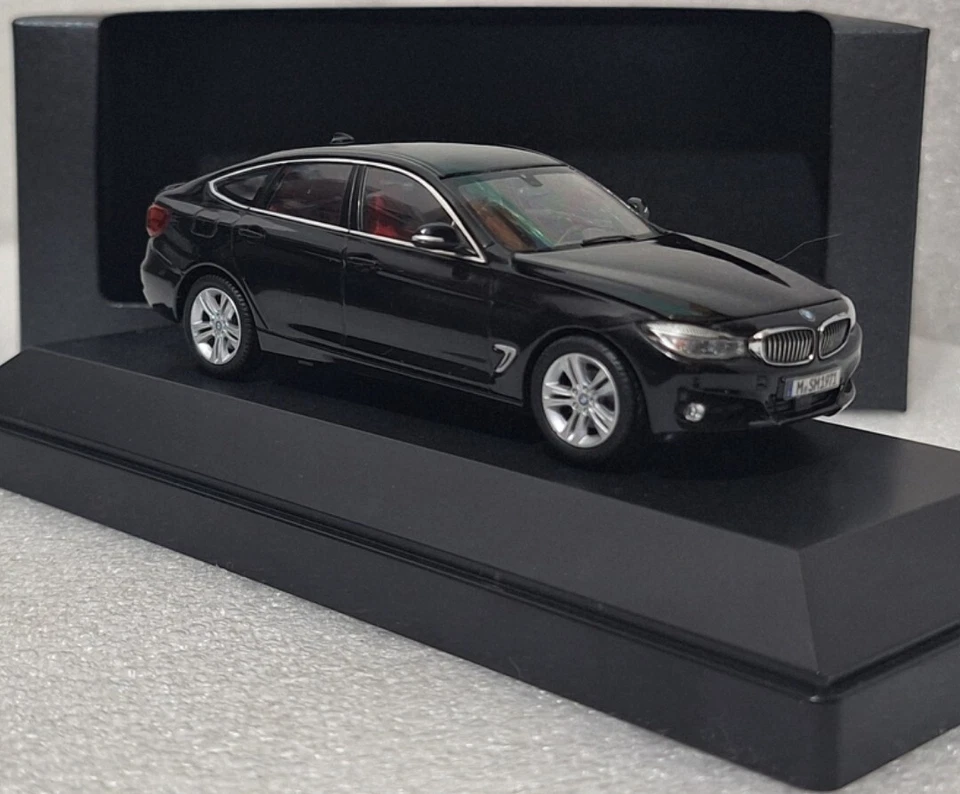 BMW 3 Series GT ( F34) 2013 Sapphire Black Met 1:43 Paragon No Kyosho RARE!! - Image 4 of 4