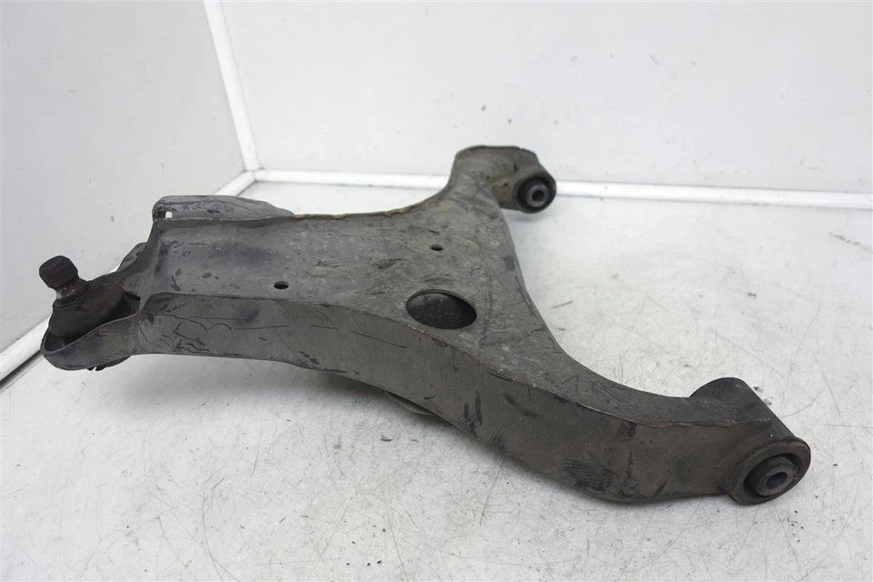 Brazo de control inferior del pasajero delantero Nissan Titan 2004-2015 - 54500-7S002 Foto 4 de 4