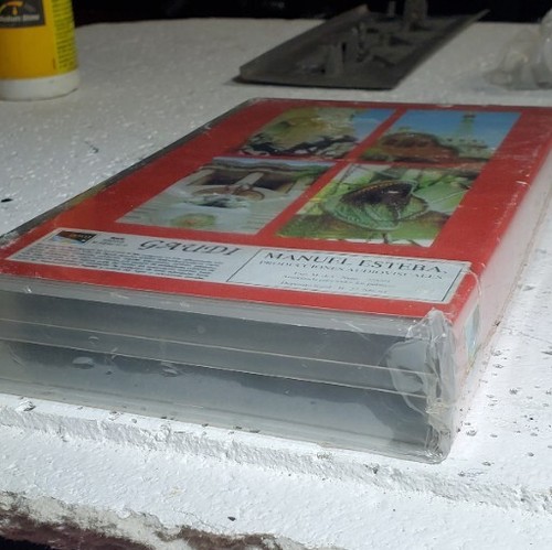 Gaudí VHS Travel Guide English Version Manuel Esteba Documentary Spain - Picture 12 of 17