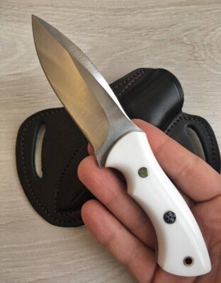 Custom Handmade 1075 Carbon Steel BushCraft Knife High Sharp Knife with Sheath
