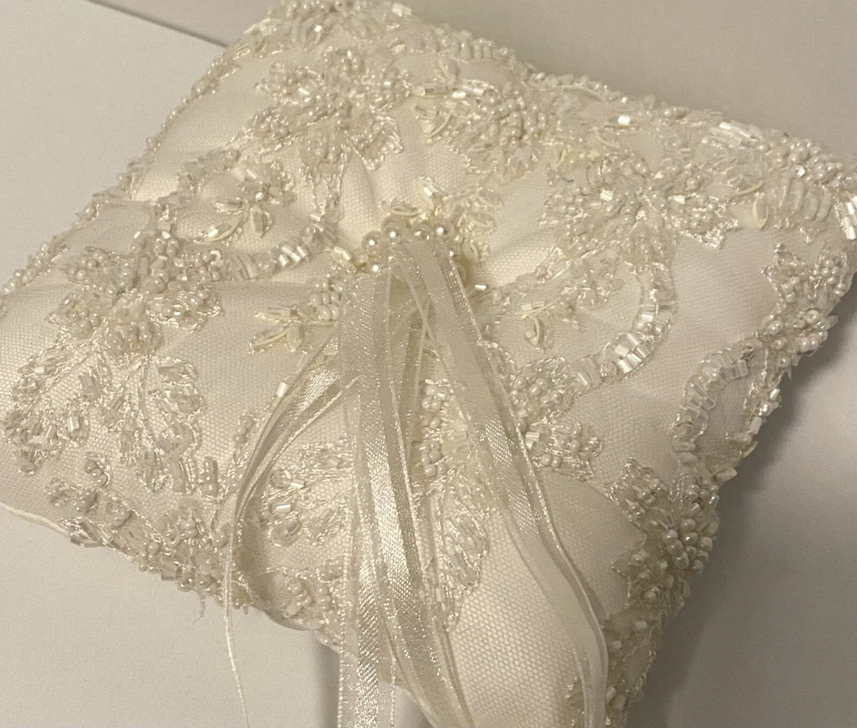  Almohada Anillo, Boda Cuentas Encaje Alta Calidad, Blanco, NUEVO Talla 7" Foto 4 de 4