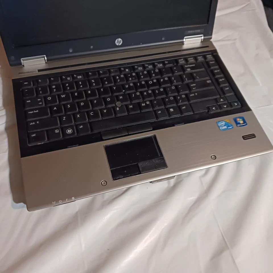 HP EliteBook 8440p i5-M520 @ 2.40GHz 4GB RAM No SSD or OS No BATTERY - Image 4 of 4