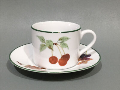 Royal Worcester   Evesham Vale   Tee-/Kaffeetasse & Untertasse