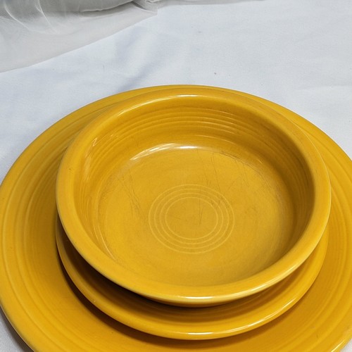 HLC Fiestaware Fiesta Yellow Sunflower 3 Pc Dinner plate Salad Plate Cereal Bowl - Picture 2 of 11