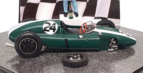 Quartzo 1/43 Scale WC03 - F1 Cooper Climax T51 Brabham World Champion 1959 - Picture 3 of 5