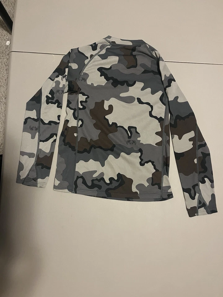 KUIU Enduro Youth Med (10-12) LS Top Vias Camo Hunting Shirt - Image 2 of 3