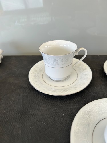 3 Crown Ming Cups And Saucers, Jian Shiang, Fine China. - Picture 8 of 14