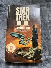 STAR TREK 11 by James Blish vintage 1975 Bantam paperback Collectible