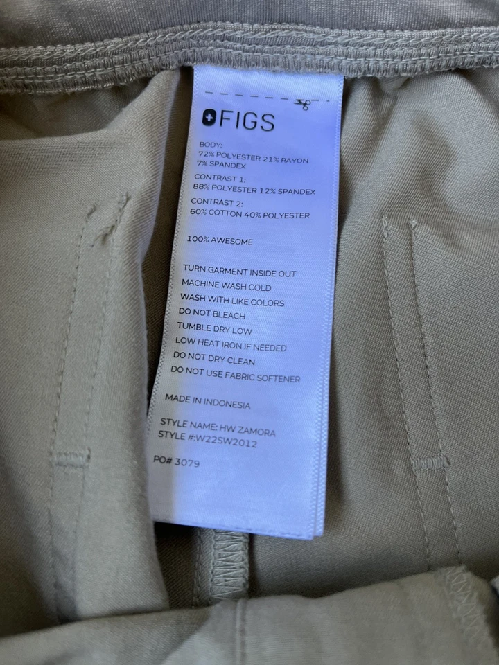 Conjunto Médico FIGS Para Mujer Pequeño Catarina Top y Zamora Joggers Tostado Caqui Beige Foto 2 de 4