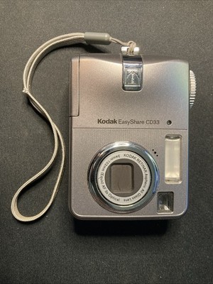 Kodak EasyShare CD33 With 128mb Memory Card, New Batteries, Carrying Case