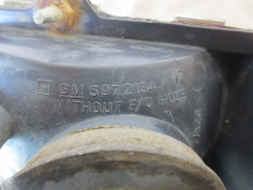 81-88 Oldsmobile Cutlass Supreme pasajero derecho ~ 014 09 16 25 Foto 4 de 4