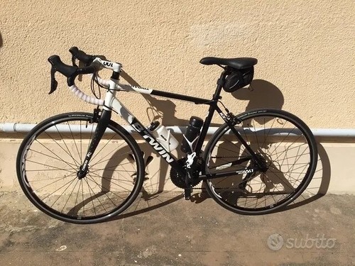 Bici da Corsa B'Twin Triban 520 Taglia M completa di pedali | eBay