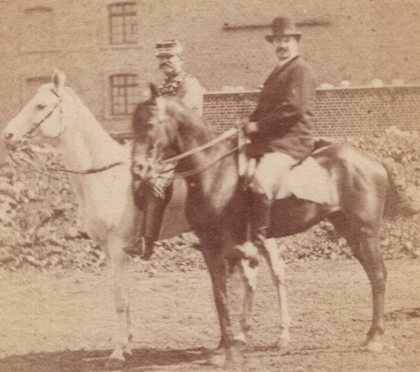 CIRCA 1870s CDV FRENCH CAVALRY SOLDIER & FREIND ON HORSES STUNNING DETAIL — additional view