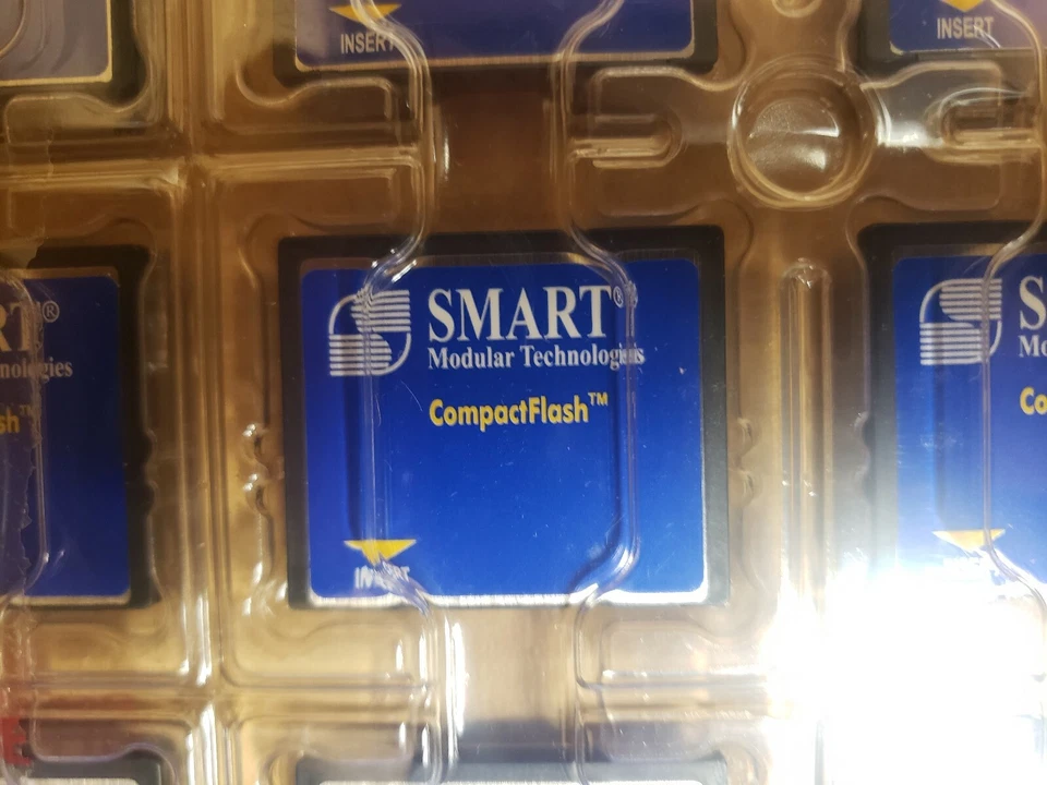 New - Smart Modular - SG9CF2GHYAAIBM - Flash Card 2GB 5V/3.3V CompactFlash - Image 4 of 4