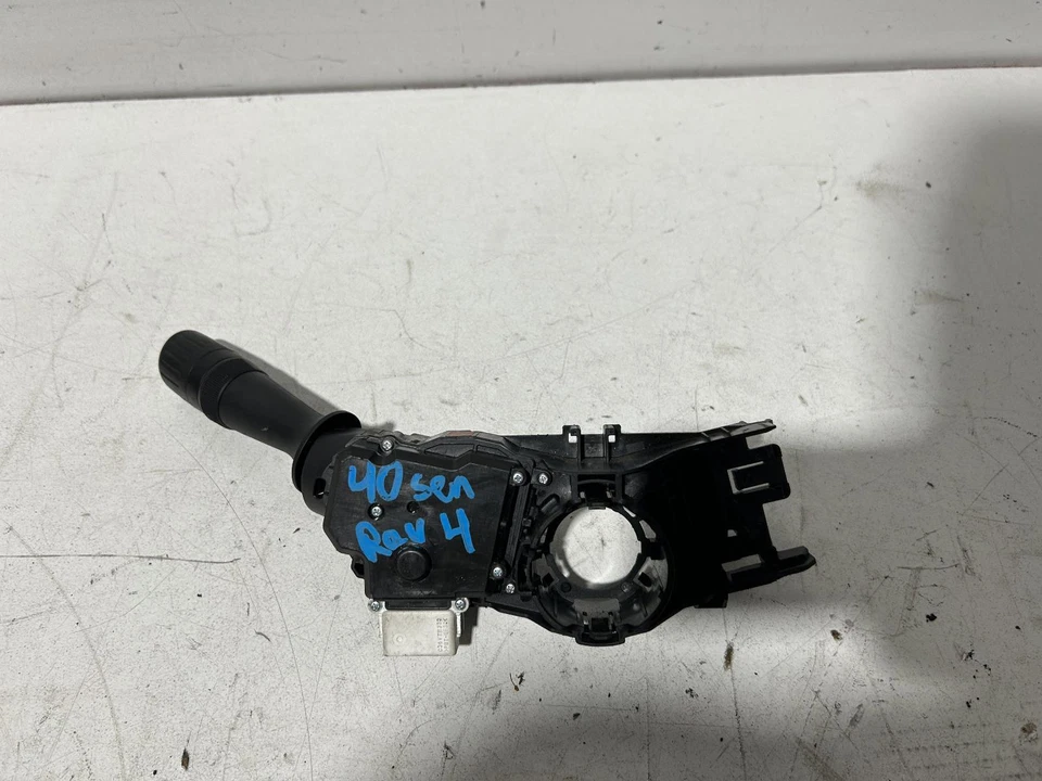 Toyota RAV4 Flasher Switch 40 Series 12/2012-11/2018 - image 3 of 4