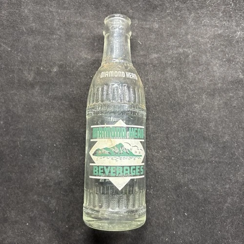 7oz. DIAMOND HEAD BEVERAGES HONOLULU HAWAII  GLASS BOTTLE SODA