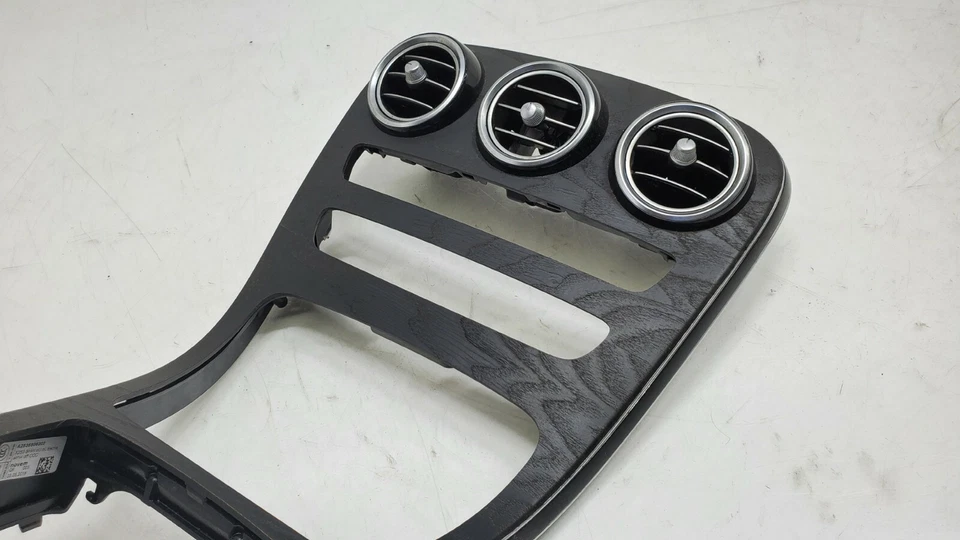2018-2019 Mercedes-Benz GLC43 AMG Dash Air Vent Console Trim OEM Foto 3 de 4