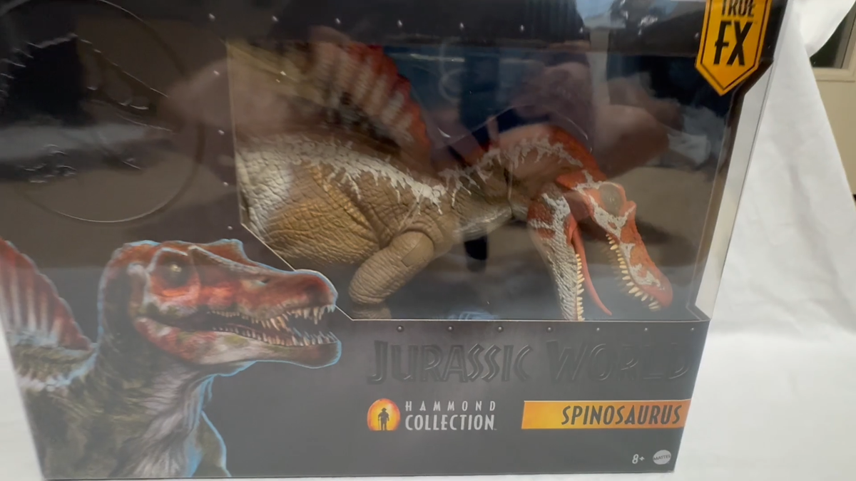 Mattel Jurassic World Hammond Collection Spinosaurus JCH09