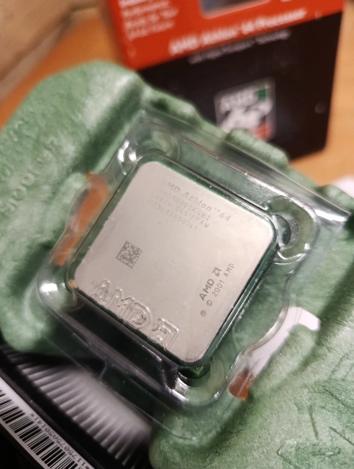 AMD Athlon 64 3500+ Chip Processor & Fan - Boxed & Instructions  - Image 3 of 4