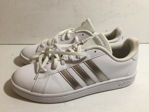 shell toe gold stripes