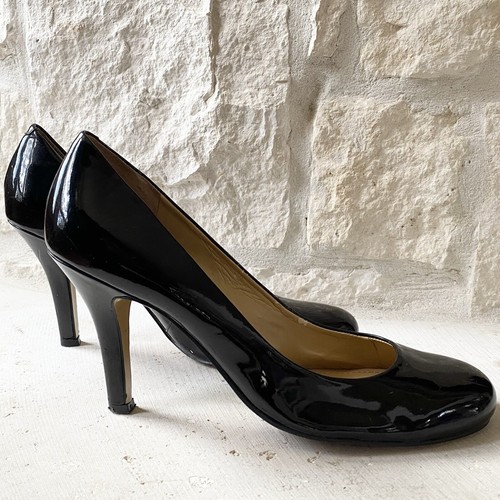 未使用 Ameri TRAPEZOID CUT STUDS PUMPS AMERI TRAPEZOID CUT STUDS PUMPS