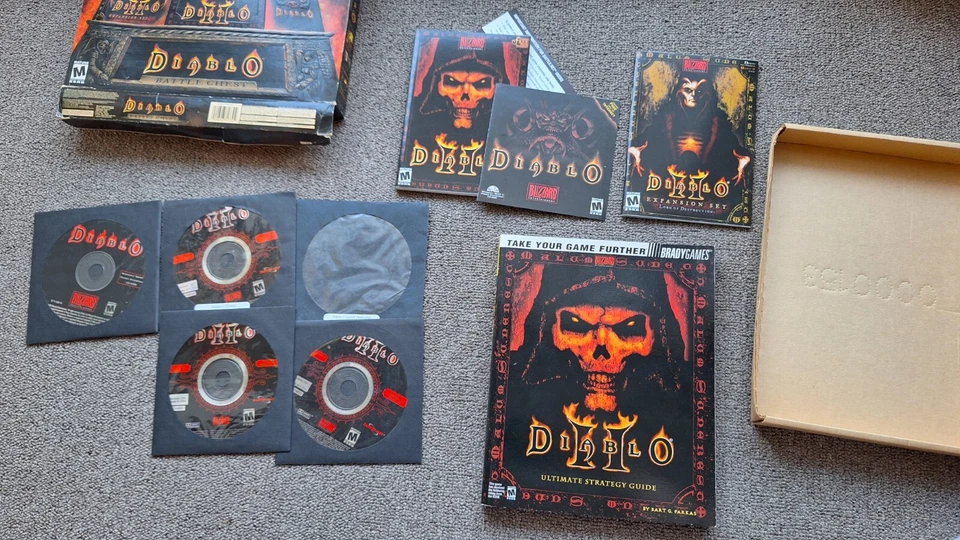 Diablo: Battle Chest PC Game Boxed Expansion Set Strategy Guide Vintage PC Large - Image 4 of 4
