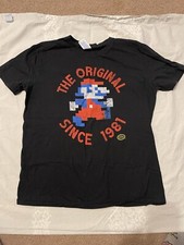 Mario Nintendo  The Original Since 1981  Men  s Graphic T-Shirt Size L