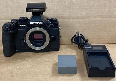 OLYMPUS E-M1 DIGITAL CAMERA BODY W/ OLYMPUS FL-LM2 FLASH OLYMPUS E-M1 DIGITAL CAMERA BODY W/ OLYMPUS FL-LM2 FLASH