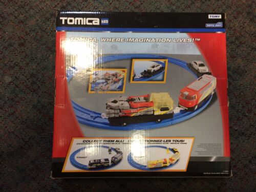 Tomica Tomy Trains 70659 Artic Liner Train Set New in Box! - Picture 2 of 6