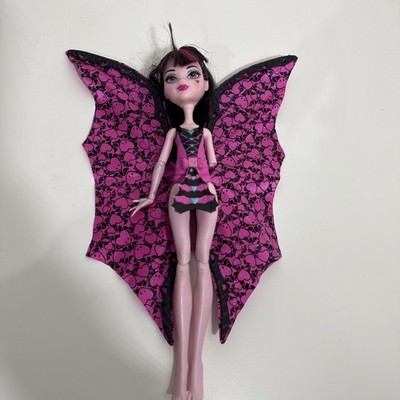 Monster High Puppe Mattel 2015 Draculaura Ghoul To Bat Opening Wings