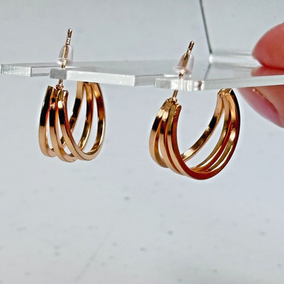 Pierced Hoop Earrings Gold Tone Wide Triple Round Dangle 1585-35