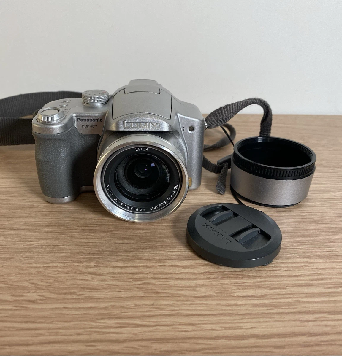 Preços baixos em Câmeras digitais Panasonic LUMIX DMC-FZ7 | eBay